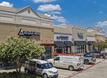 Timber Prairie Plaza